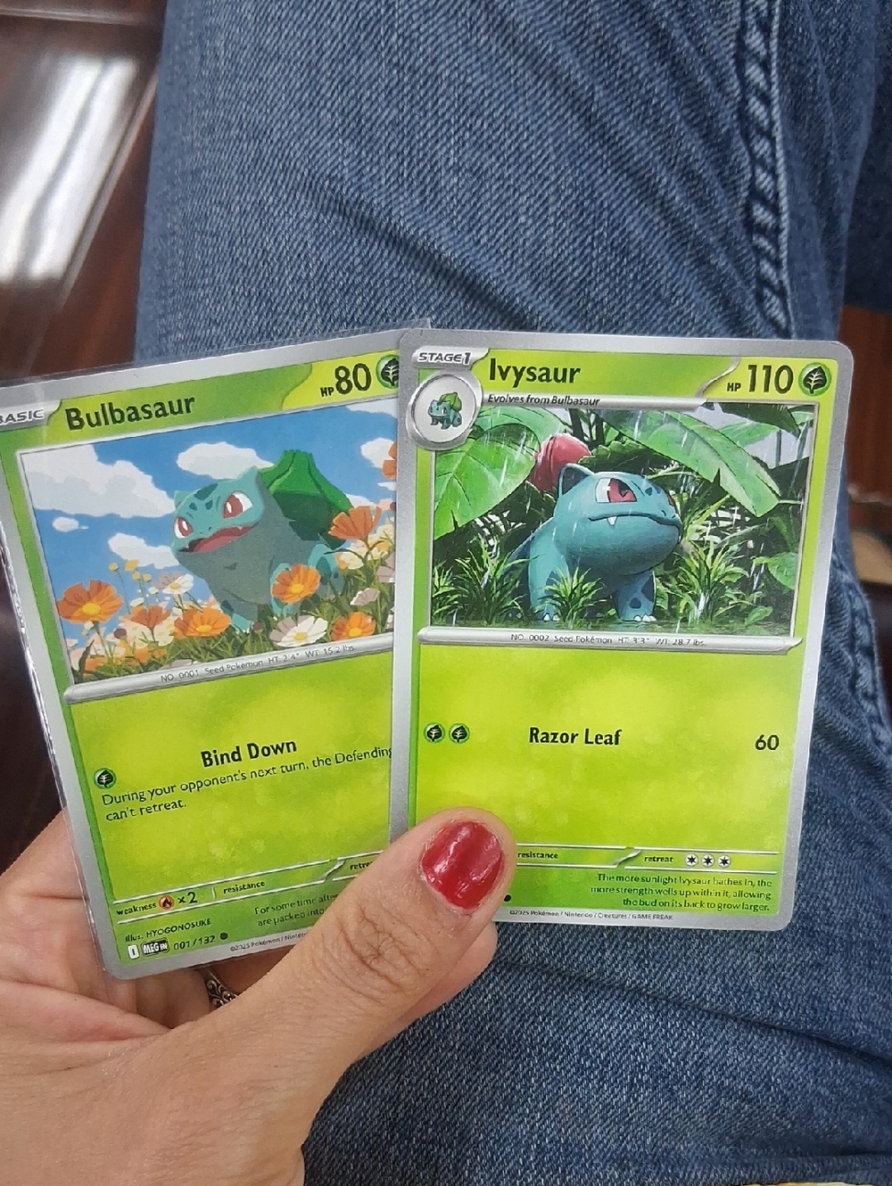 Bulbasaur & Ivysaur Trading Card Set - Green
